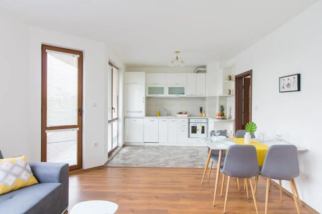 Domus Apartments Old Town Plovdiv 0*,